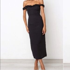 Petal & Pup Black Off-Shoulder Midi Dress